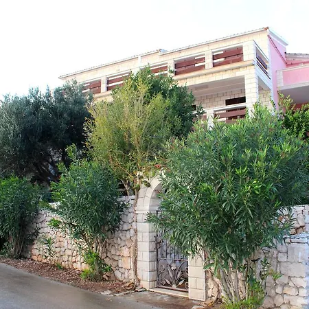 Apartments Doris Zavalatica Exterior photo